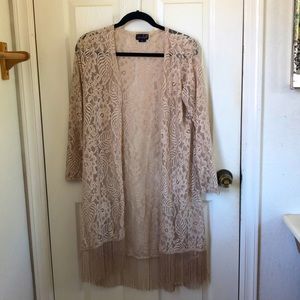 Long-sleeve lace and fringe beige kimono. Size Medium.